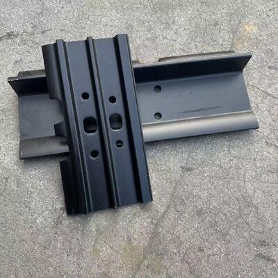 حفاری، بلدوزر، صفحه خزنده، صفحه زنجیره ای، بلدوزر، صفحه تک پرت 400mm 500mm 510mm 560mm 600mm 610mm 660mm