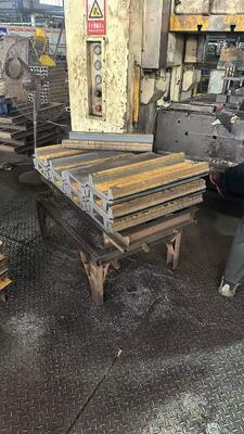 حفاری، بلدوزر، صفحه خزنده، صفحه زنجیره ای، بلدوزر، صفحه تک پرت 400mm 500mm 510mm 560mm 600mm 610mm 660mm